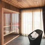 Oltre Alpine Szálloda 4*